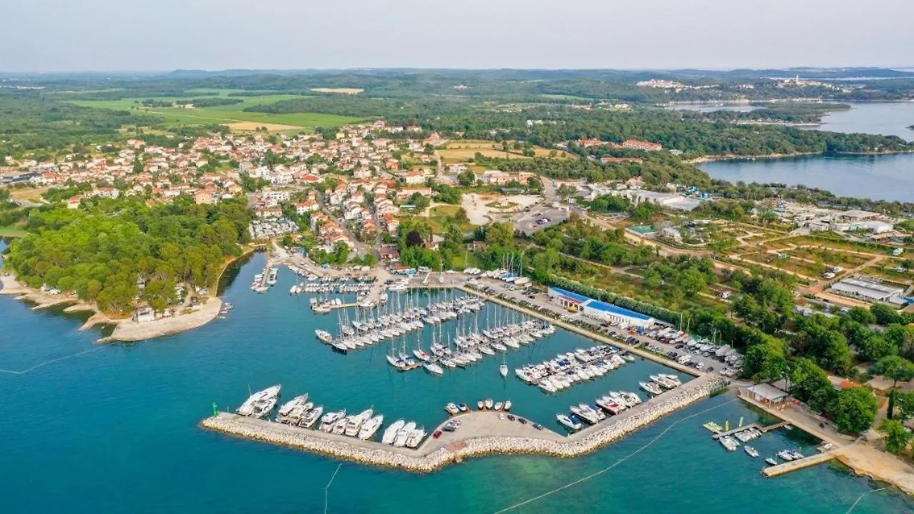 Vista Exclusive Seaview Apartment Funtana 0*,