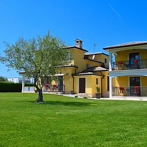  Apartment Teo